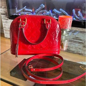 Louis Vuitton pomme d’Api Alma BB